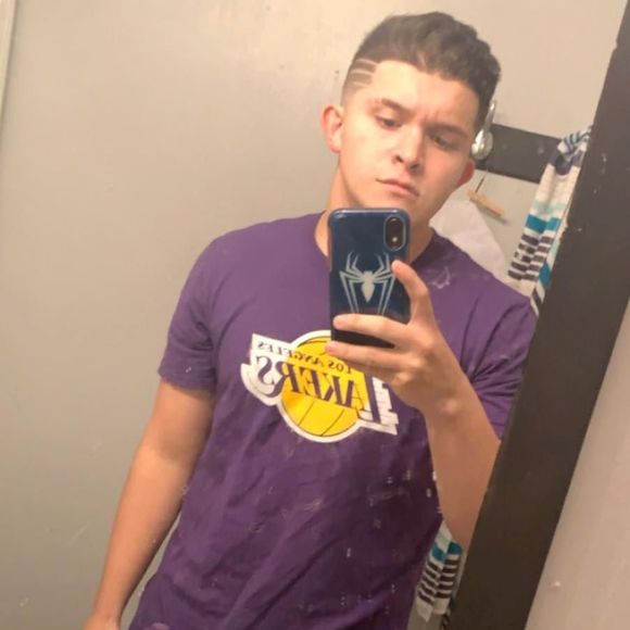 Meet your Posher, Daniel - Picture 1 of 1